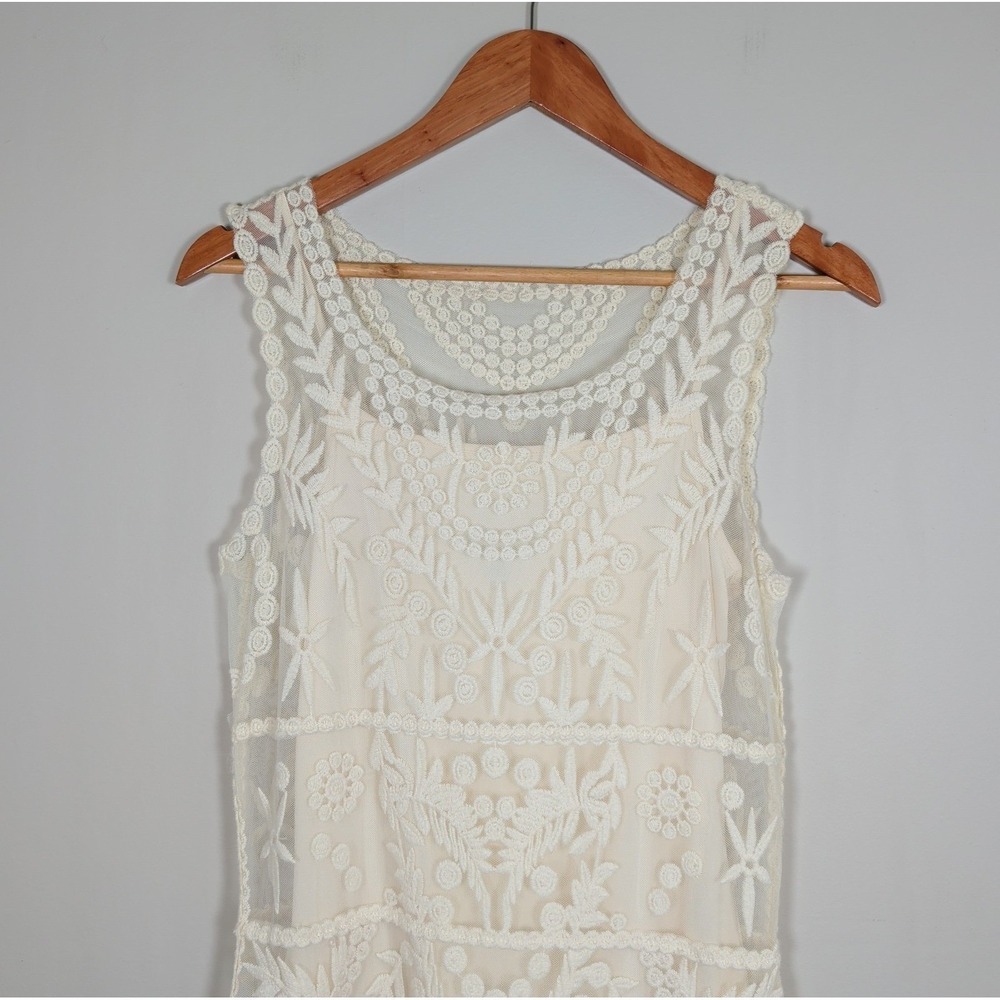 Express Ivory Lace Overlay Sleeveless Embroidered Scalloped Hem Dress Small Boho